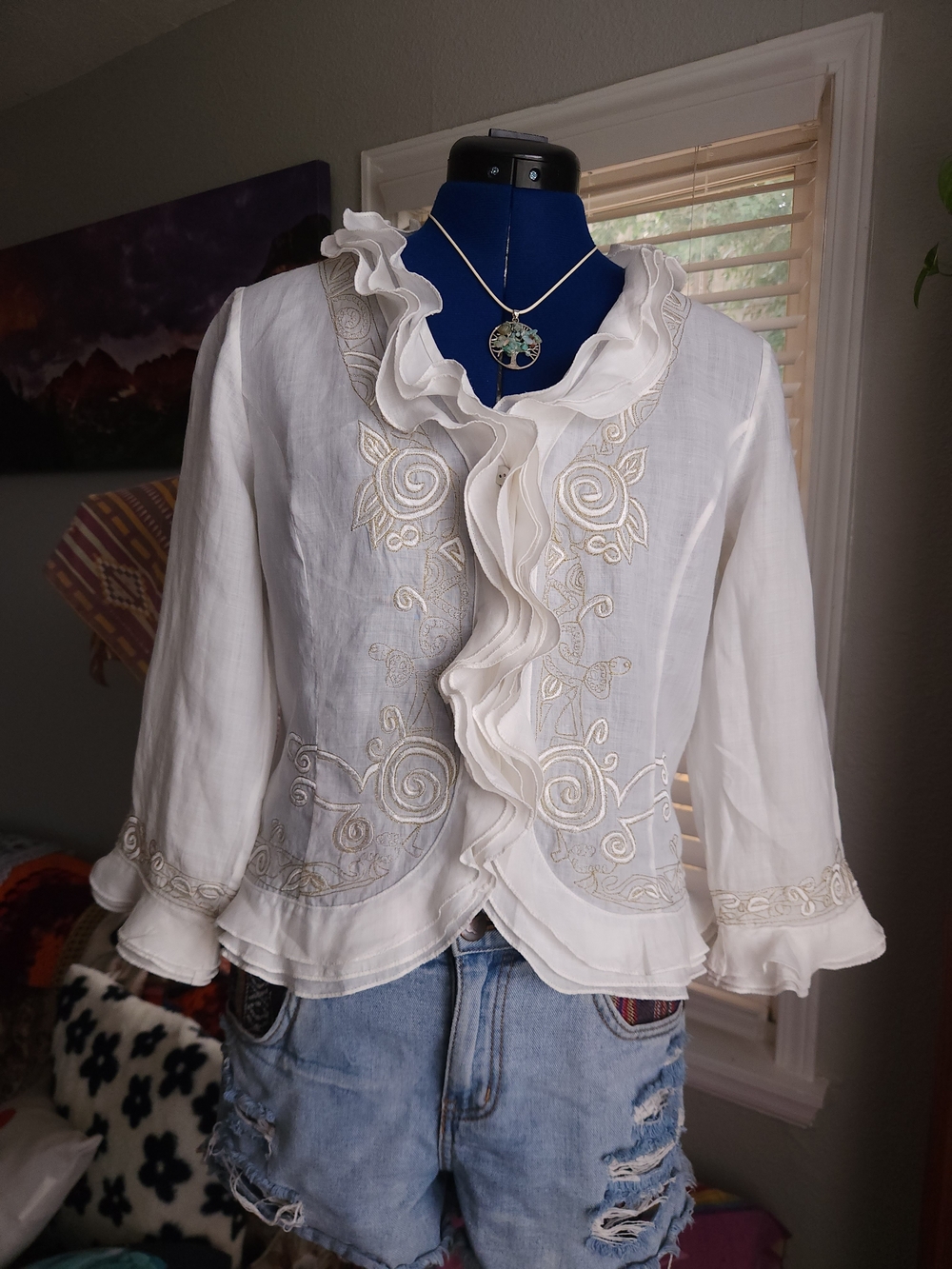 Neiman Marcus Exclusive 100% Linen Embroidered Ruffle Blouse M